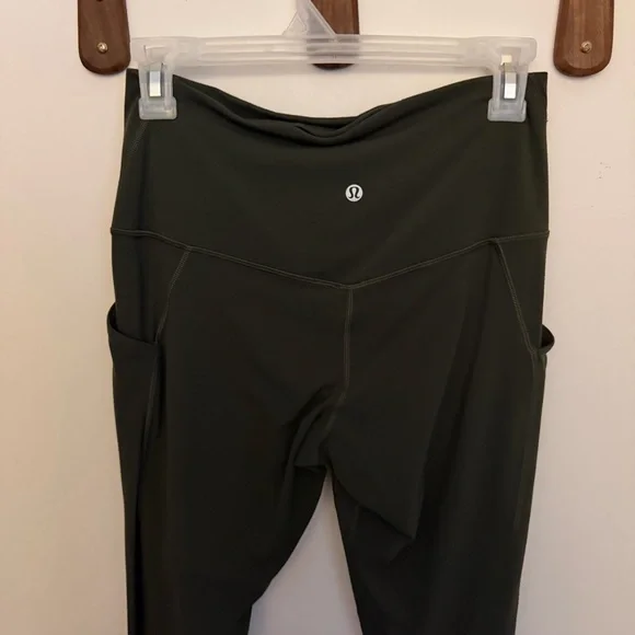 Lululemon Align 28” with Pockets - Picture 6 of 7